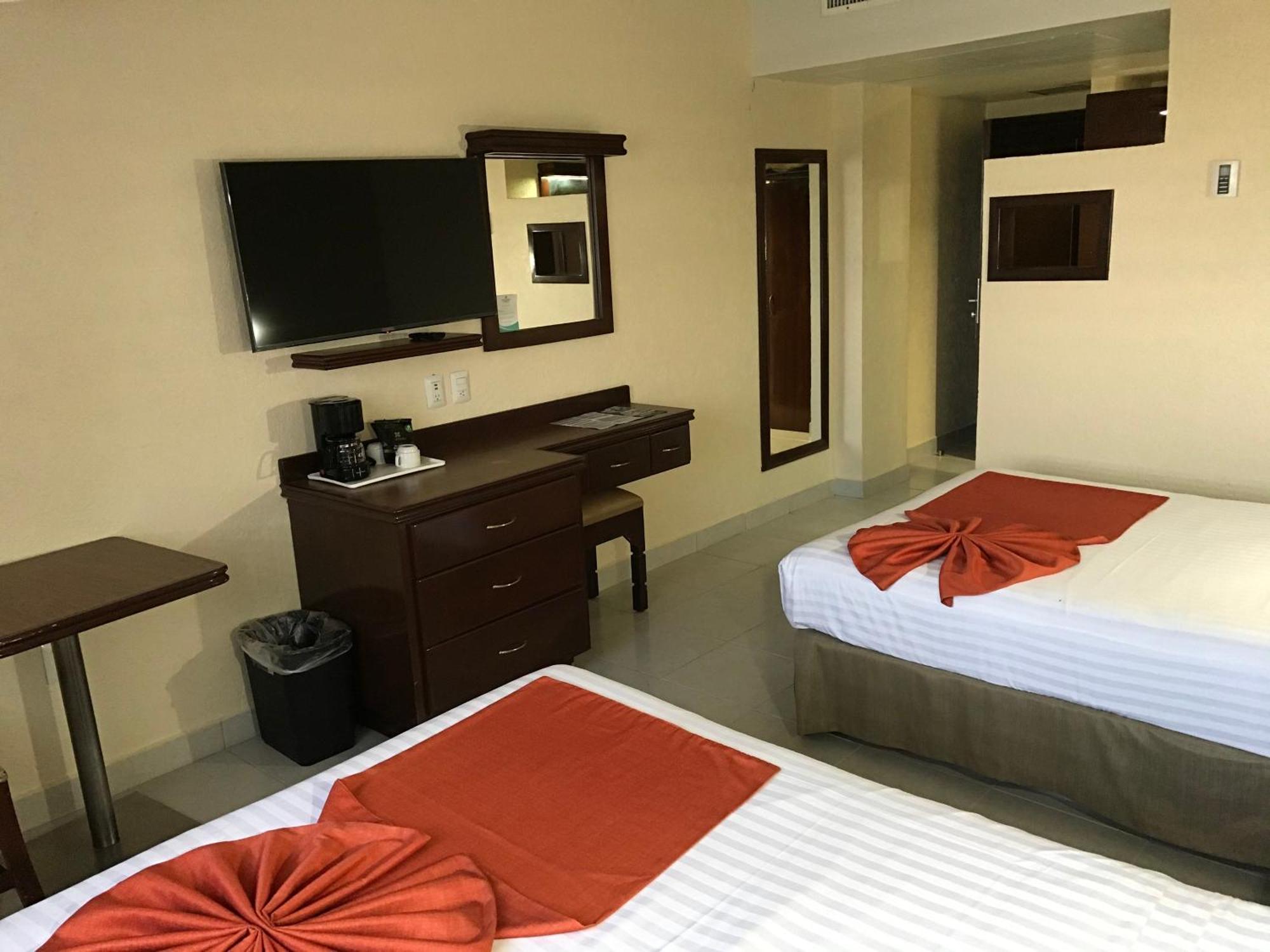 Olas Altas Inn Hotel & Spa Mazatlan Exterior photo