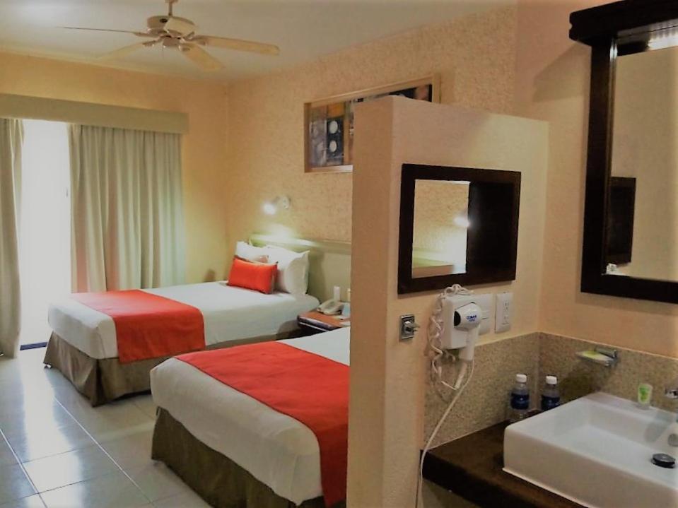 Olas Altas Inn Hotel & Spa Mazatlan Exterior photo