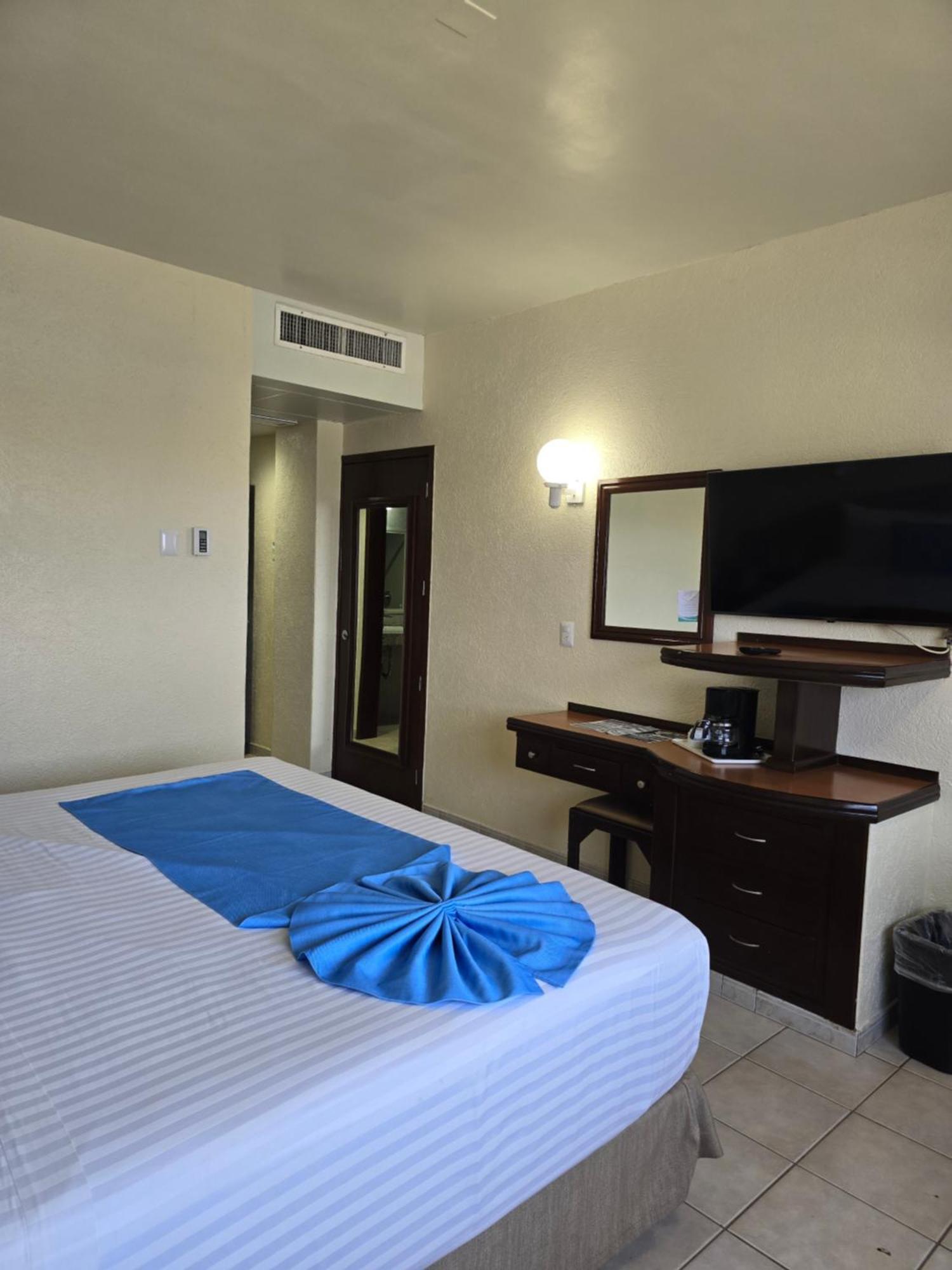 Olas Altas Inn Hotel & Spa Mazatlan Exterior photo