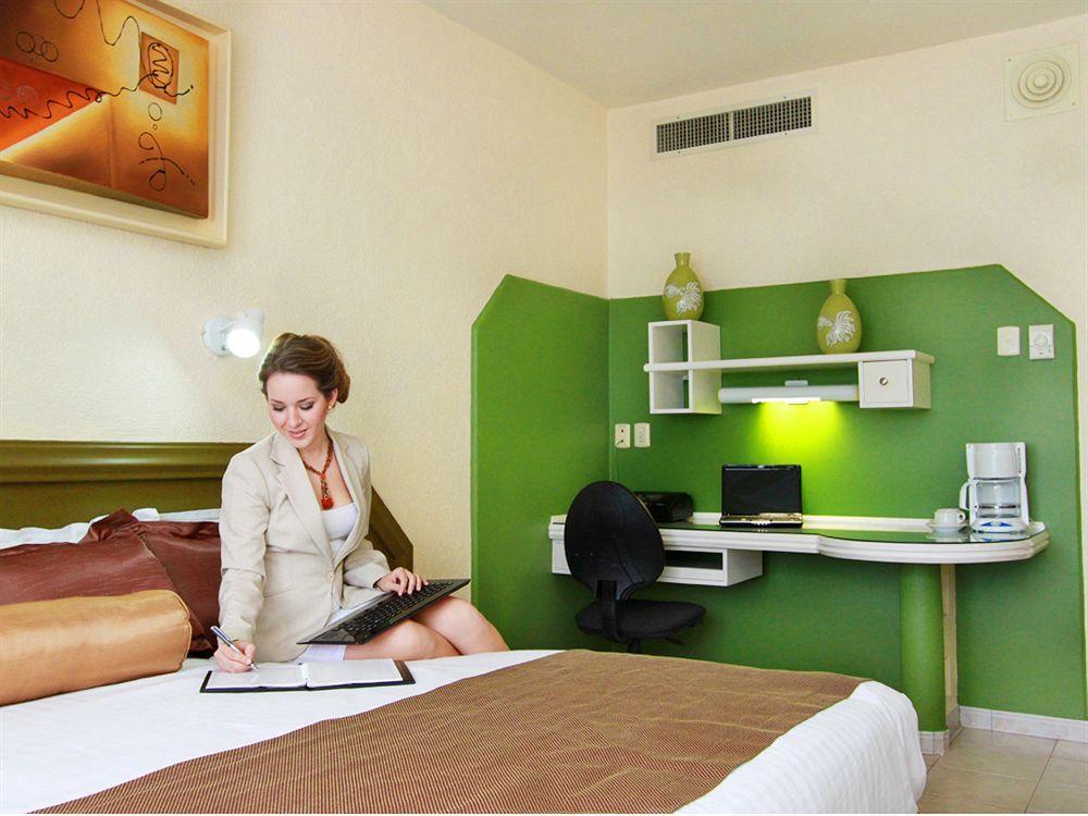 Olas Altas Inn Hotel & Spa Mazatlan Exterior photo